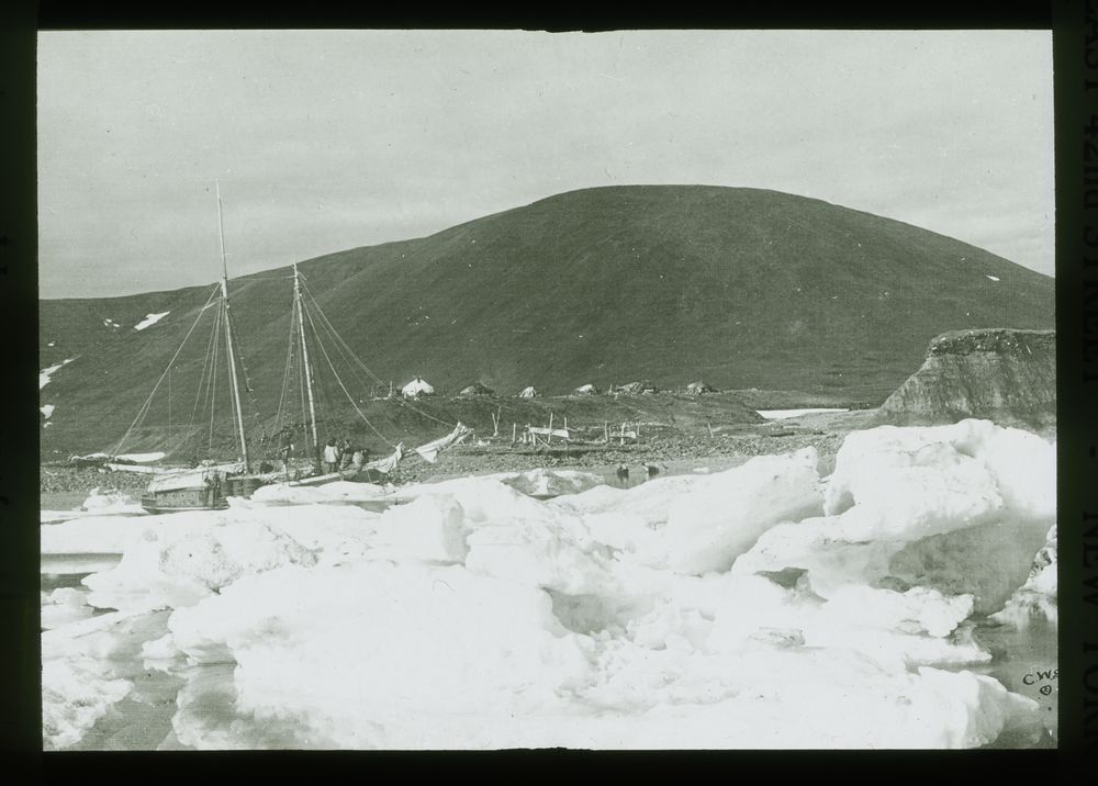 image of a ship near the shore of Wrangel Island, 1923