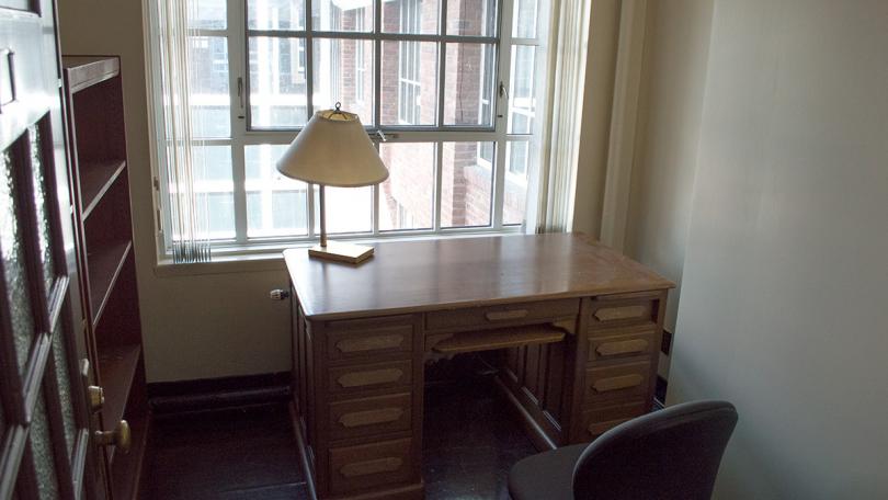 Scholarly longterm space in Baker-Berry Library.