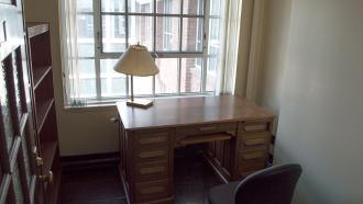 Scholarly longterm space in Baker-Berry Library.